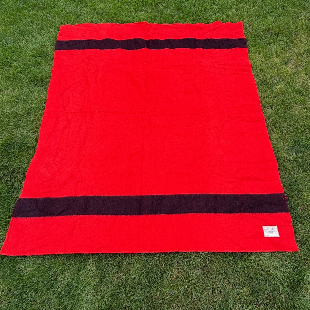 B- Vintage Polar Star Golden Dawn Wool Blanket Red Black Stripe JC Penney 73x87